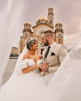 Stunning White Sweetheart Off-The-Shoulder Ball Gown Beaded Lace Sleeveless Cathedral Train Tulle Wedding Dresses